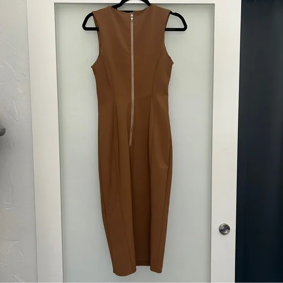 Elisabetta Franchi Abito Donna camel tan bodycon midi dress 40 EU or 6 usa - Picture 3 of 10